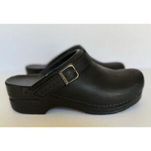 DANSKO Black Oiled INGRID Leather Clogs Size 40 / 9.5-10 Back Strap Comfort EUC